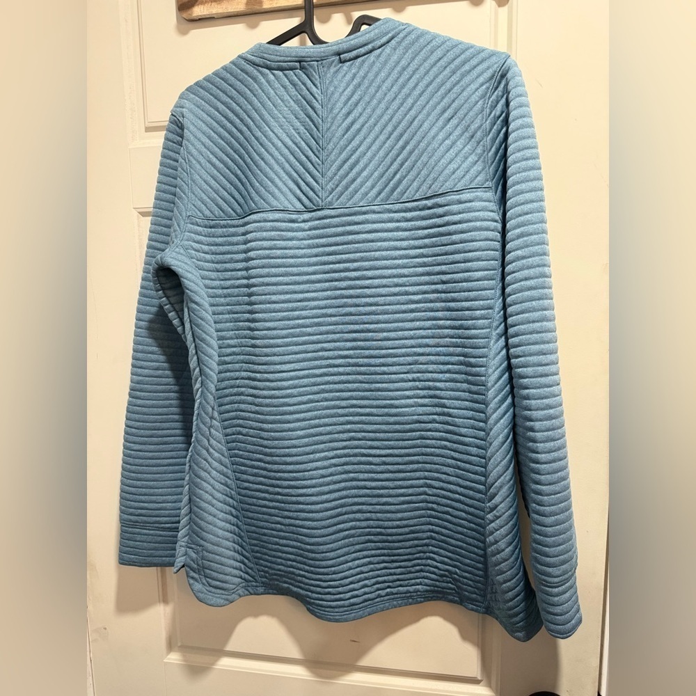L.L Bean Sweater - Picture 5 of 6